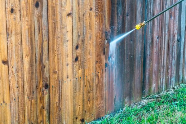 Fence Washing in Napa