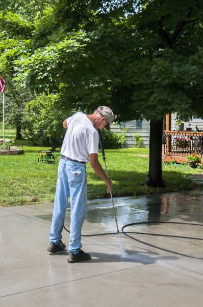 Driveway Concrete Cleaning in Napa